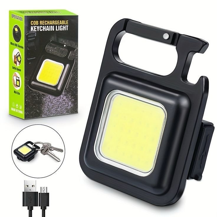 FlashDock™ – Mini Linterna Recargable con Llavero y Base Magnética